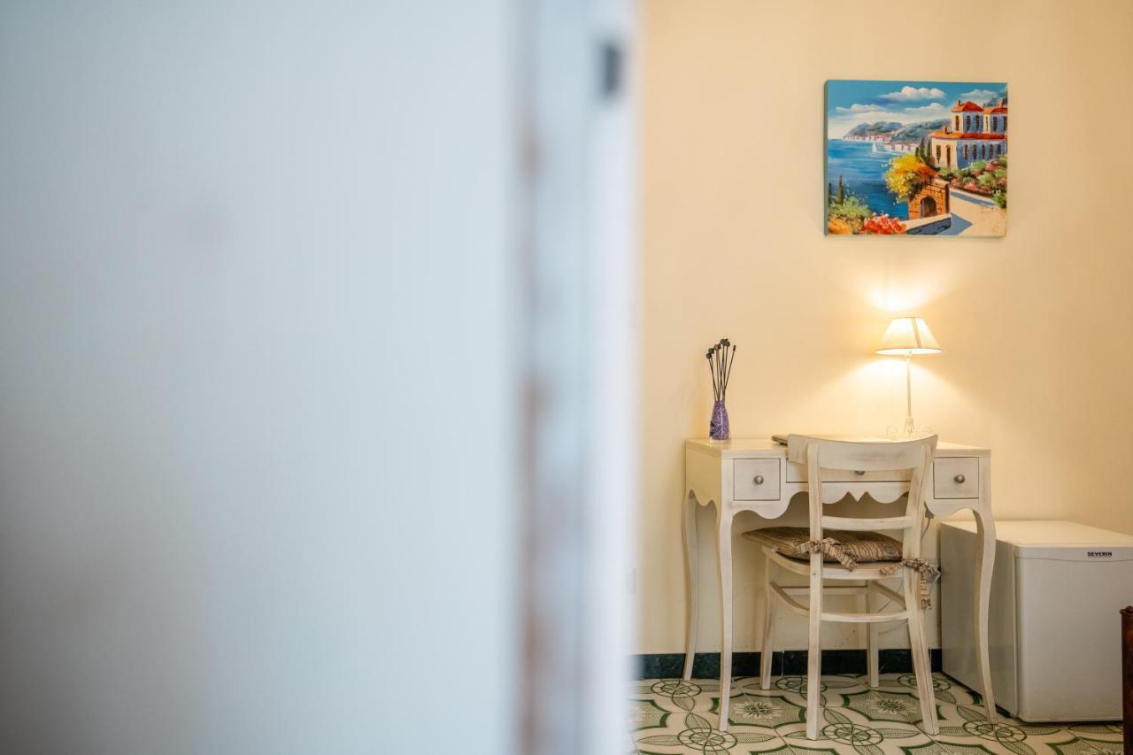 Terre Dipinte Bed & Breakfast Salerno Eksteriør bilde